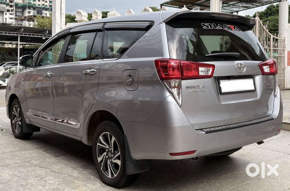 Toyota Innova Crysta [2020-ongoing] 2.7 Gx Mt 8 Str, 2022, Diesel