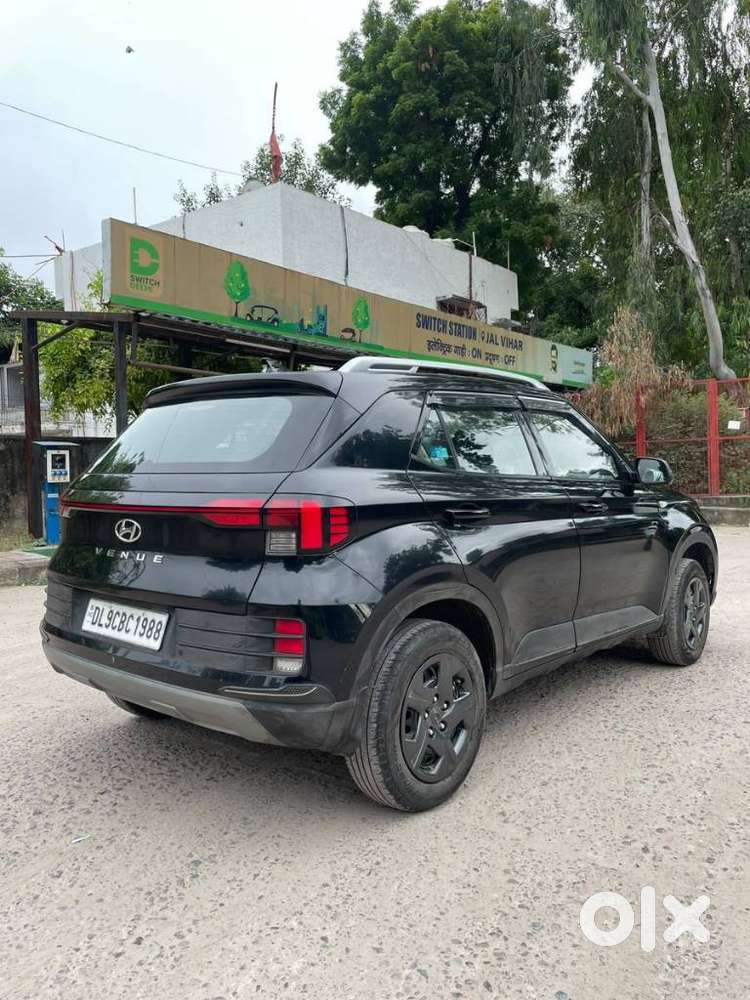 Hyundai Venue 1.2 S Plus, 2023, Petrol