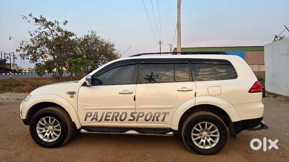 Mitsubishi Pajero Sport 2.5 Manual, 2013, Diesel