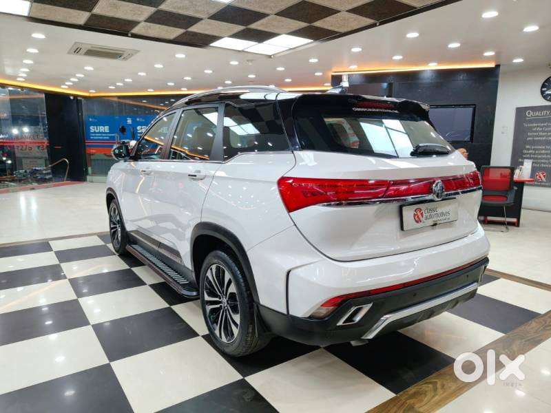 Mg Hector Plus Sharp Pro 1.5 Turbo Petrol Cvt 6 Str, 2023, Petrol