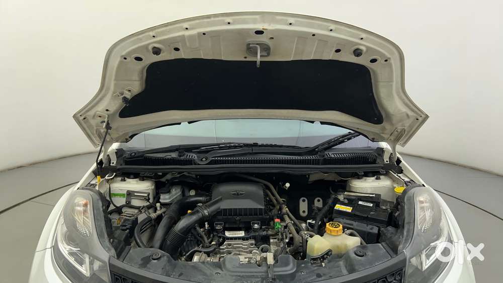 Tata Nexon 1.2 Revotron Xz Plus, 2018, Petrol