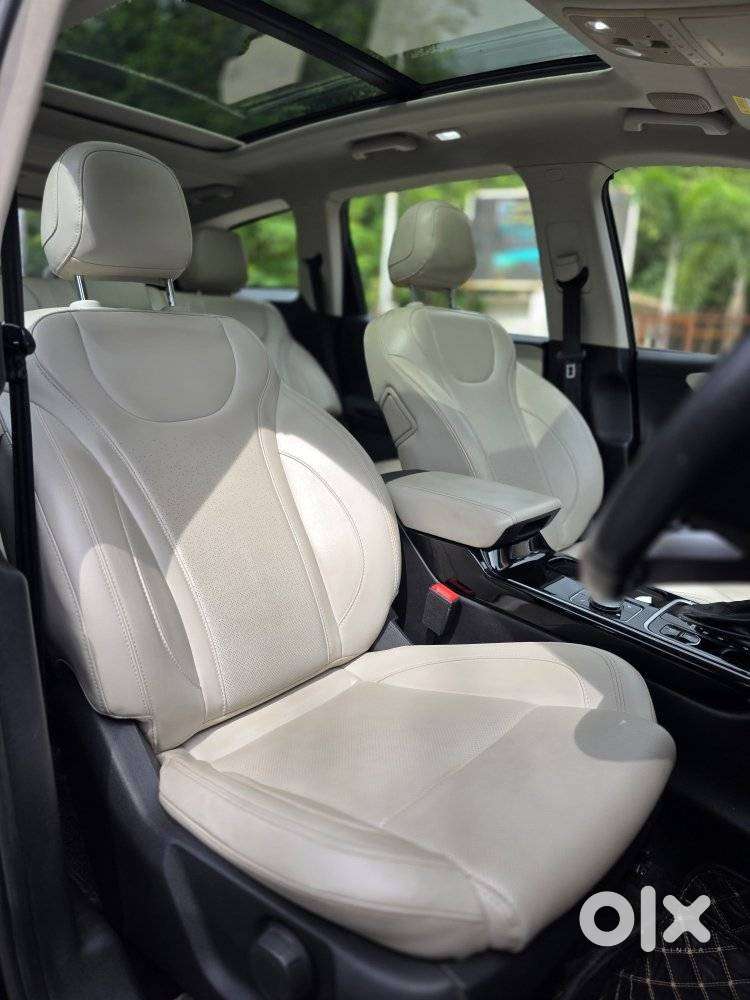 Mahindra Xuv700 2.2 Ax 7 Diesel At Luxury Pack Str, 2022, Diesel