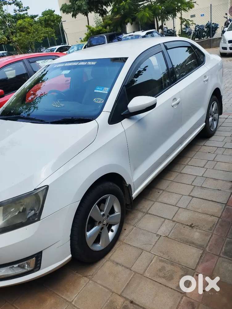 Skoda Rapid 1.5 Ambition 2017