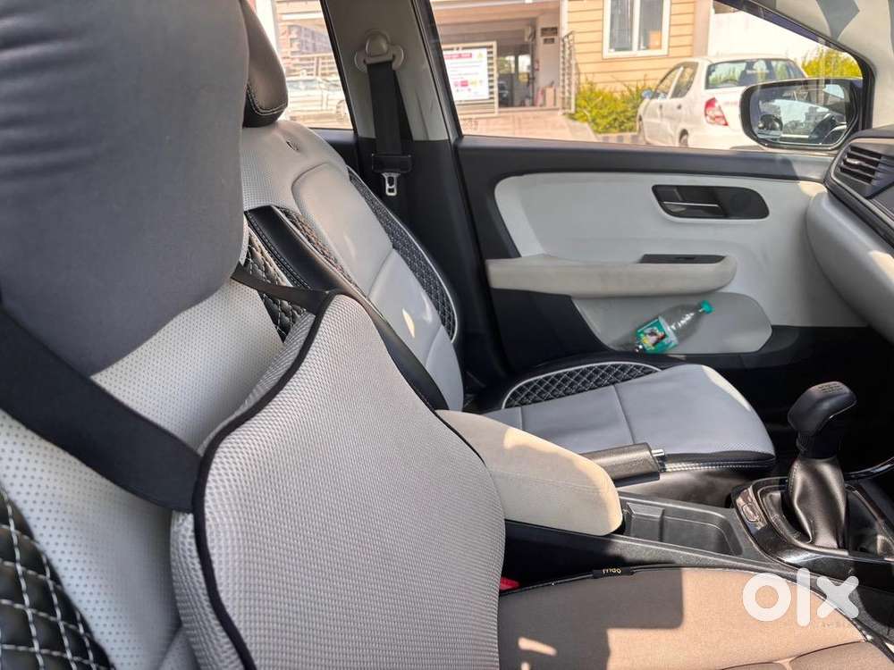 Tata Altroz Crtv Cng 2025  First Owner  Like New