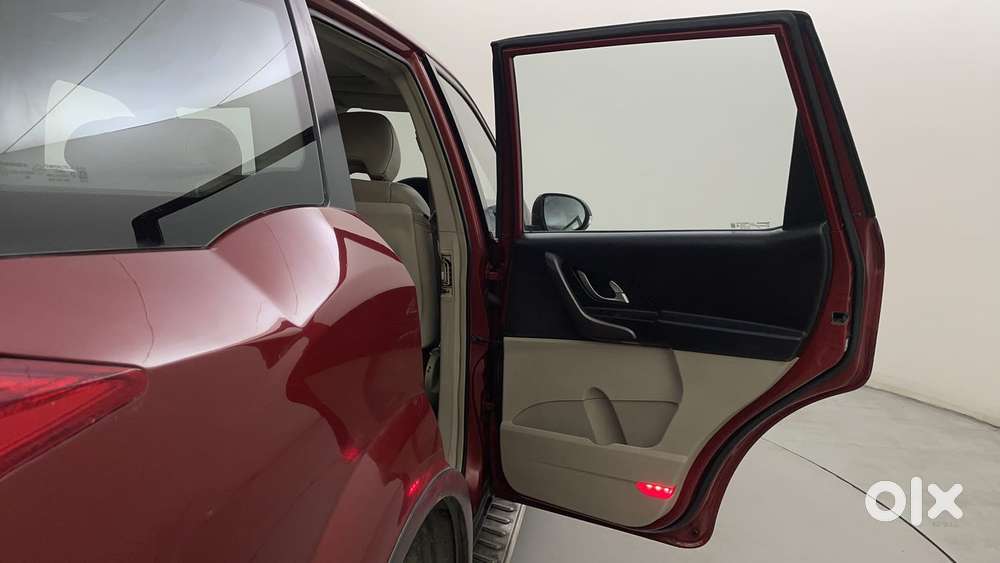 Mahindra Xuv500 2.2 W10, 2015, Diesel