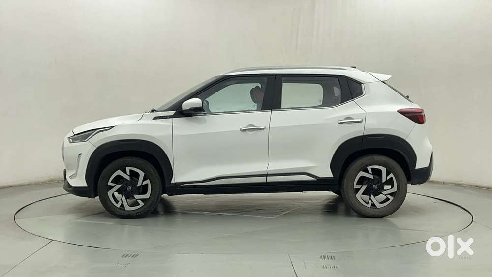 Nissan Magnite 1.0 Xv Premium Turbo Cvt, 2021, Petrol