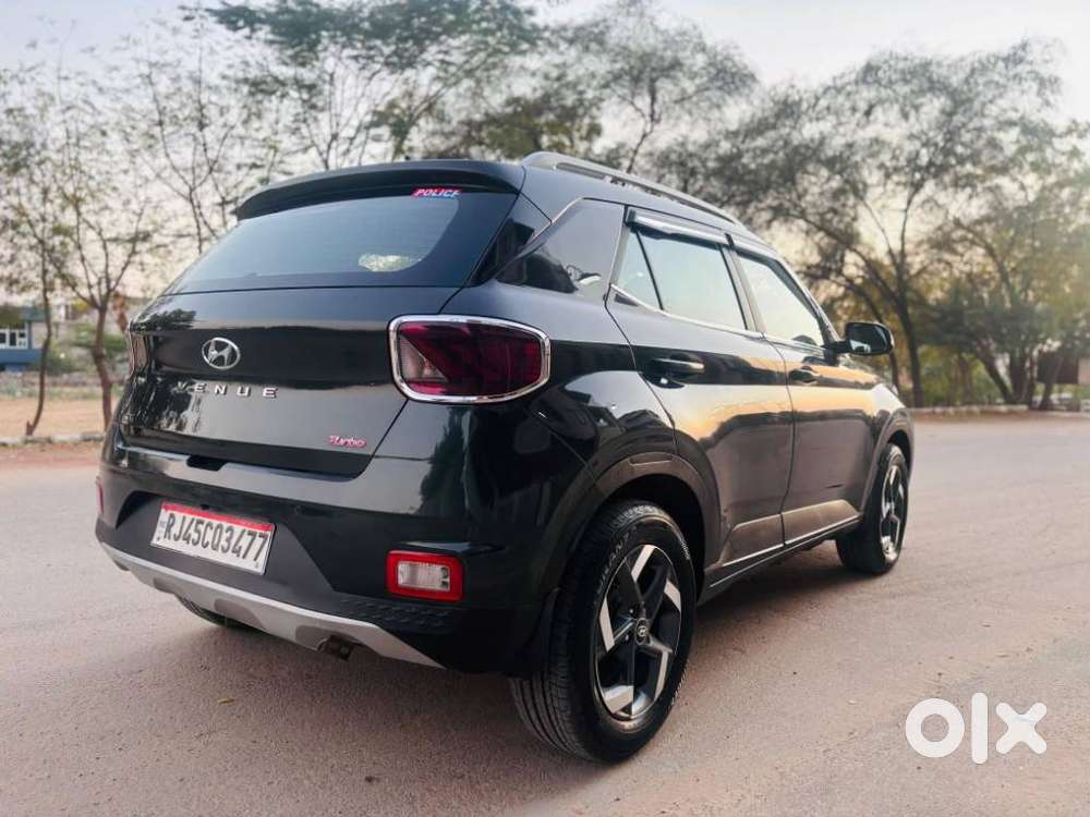 Hyundai Venue, 2021, Petrol