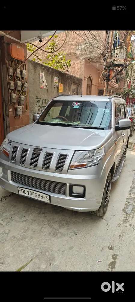 Mahendra Tuv 300