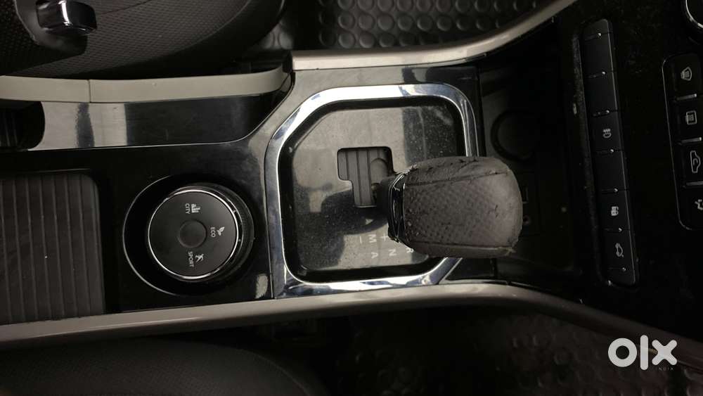 Tata Nexon 1.2 Revotron Xza Plus, 2019, Petrol