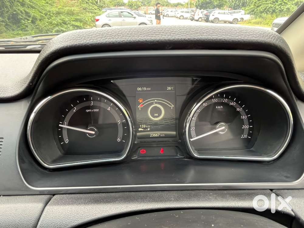 Tata Hexa 2.2 Xe 4x2 7 Str, 2018, Diesel