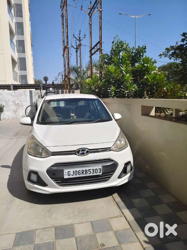 Hyundai Xcent 2016 Diesel Well Maintained