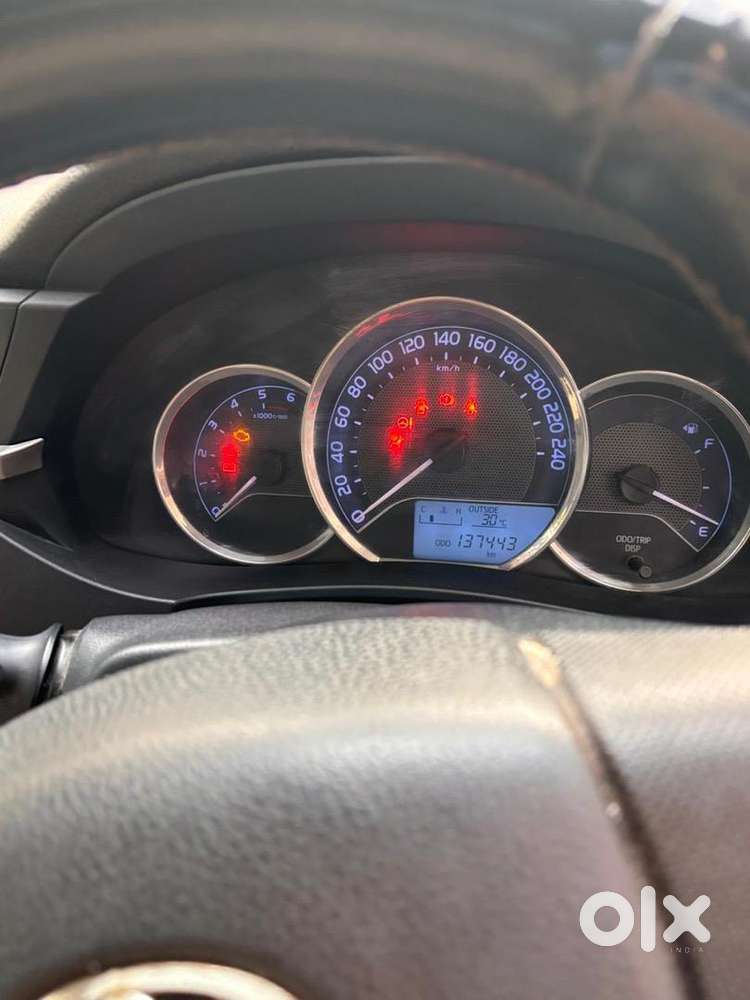 Toyota Corolla Altis 2014 Diesel Well Maintained