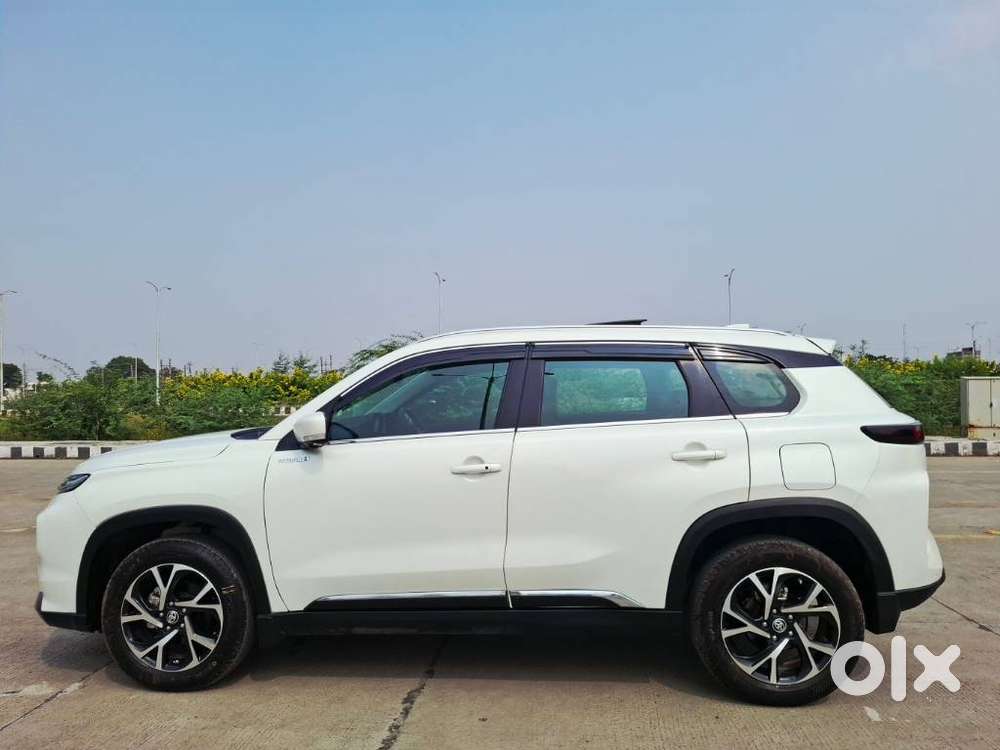 Toyota Urban Cruiser Hyryder 1.5 V Hybrid, 2025, Petrol