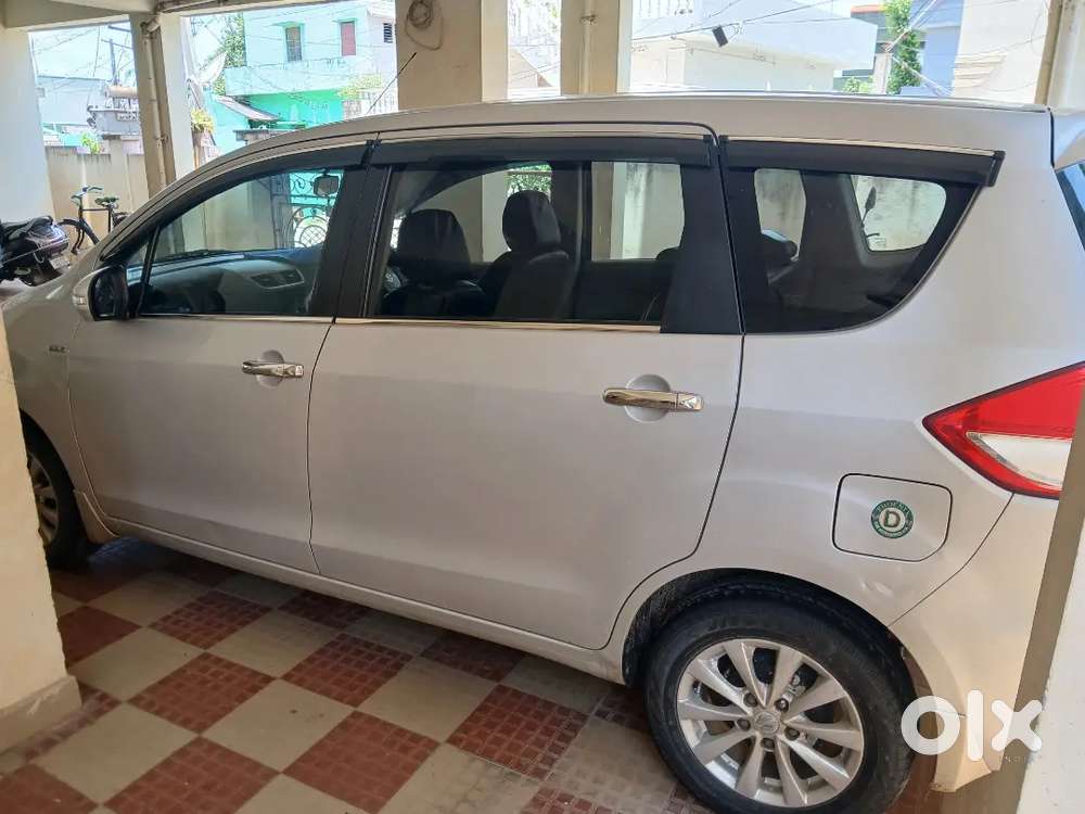 Maruti Suzuki Ertiga 2015 Diesel 104000 Km Driven