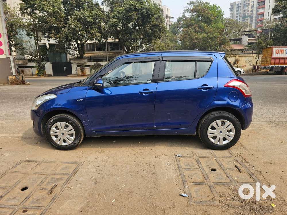 Maruti Suzuki Swift Vxi Abs Bsiv, 2013, Petrol