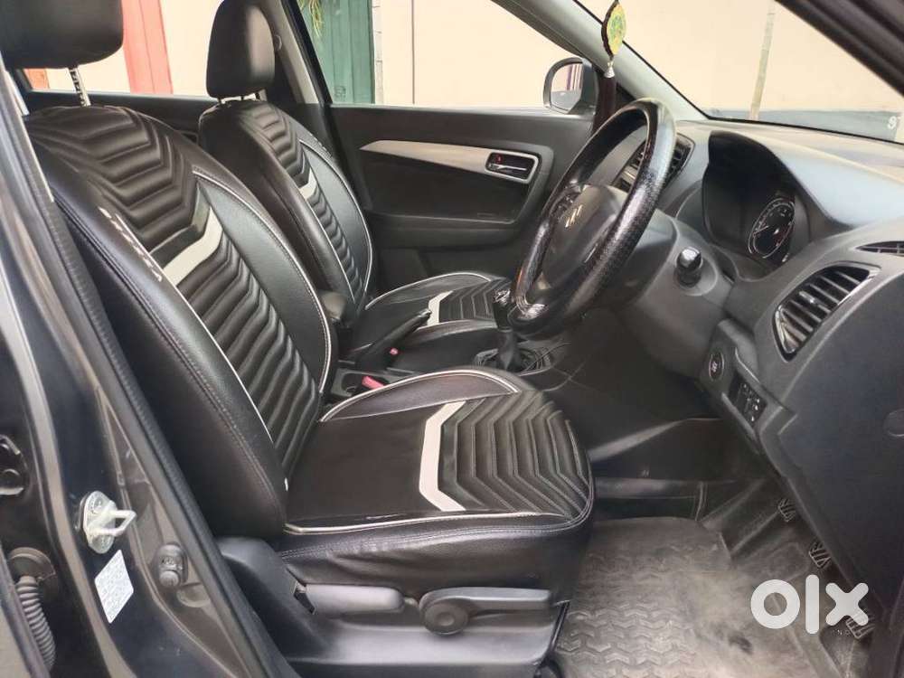 Maruti Suzuki Vitara Brezza 1.5 Zxi Plus Dual Tone, 2020, Petrol
