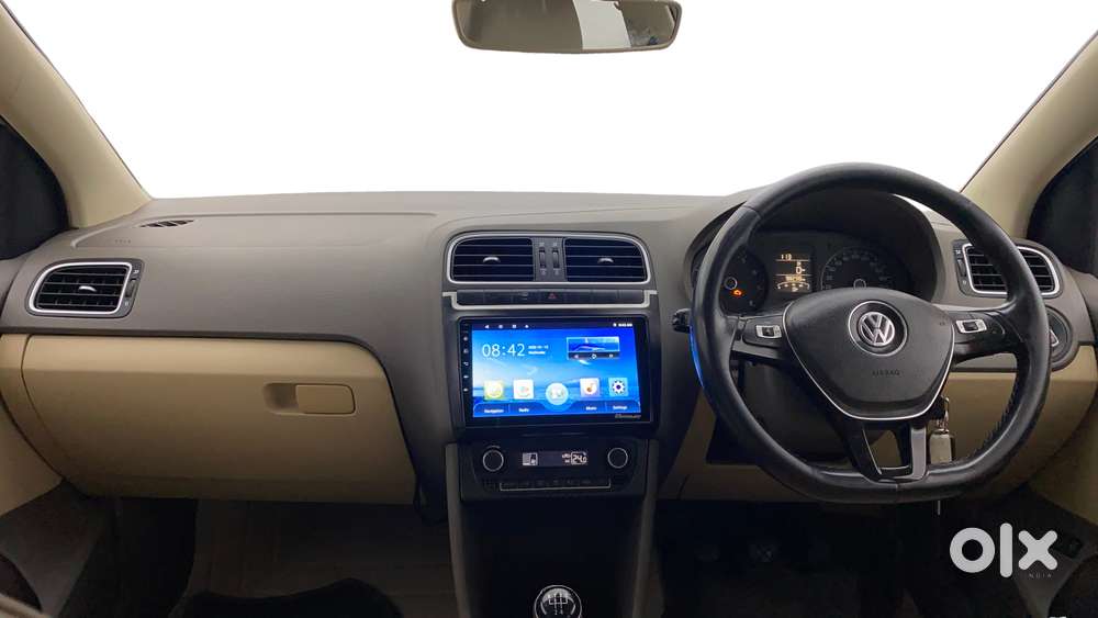 Volkswagen Vento 2013-2015 1.6 Highline, 2016, Petrol