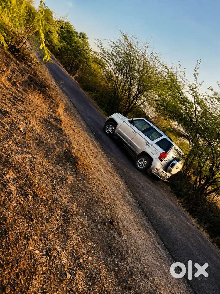 Mahindra Tuv 300 2017 Diesel Good Condition