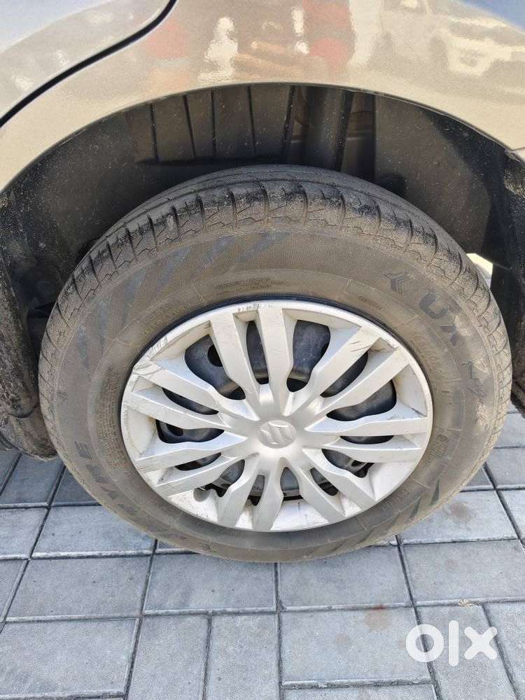 Maruti Suzuki Dzire 1.2 Vxi, 2023, Petrol