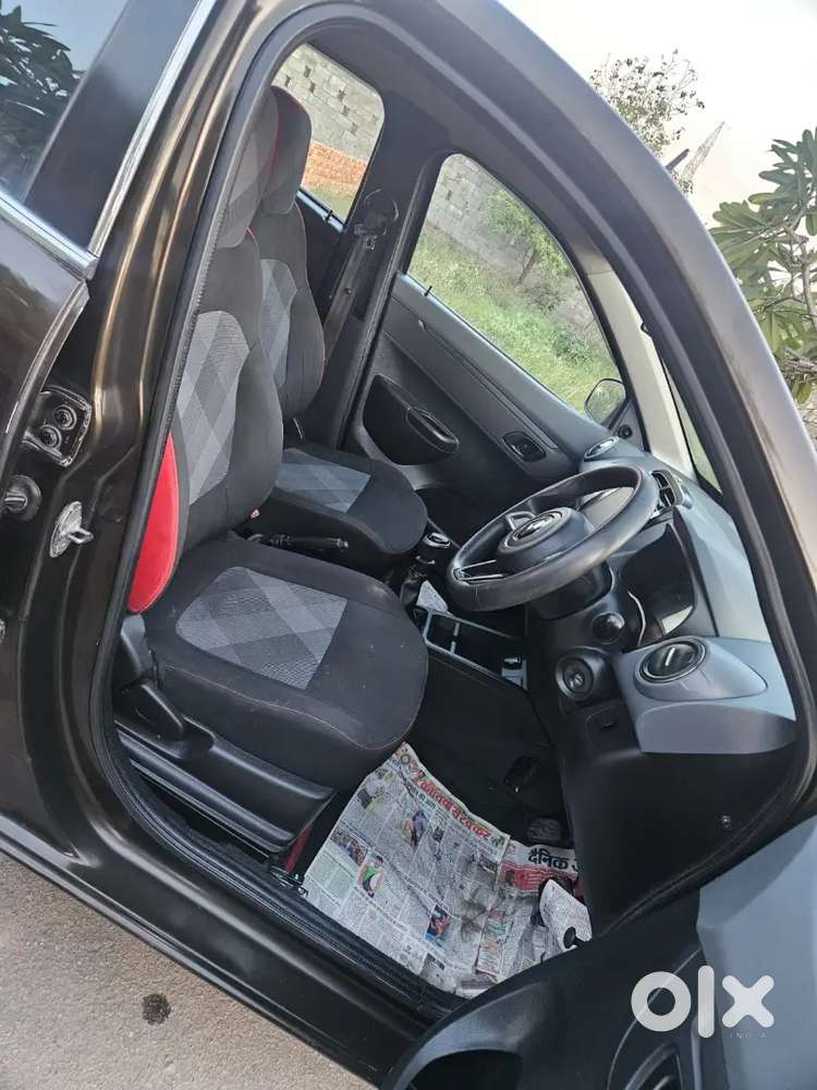 2021 Model Kwid 
Rxt Optional Top Model
4 Power Window