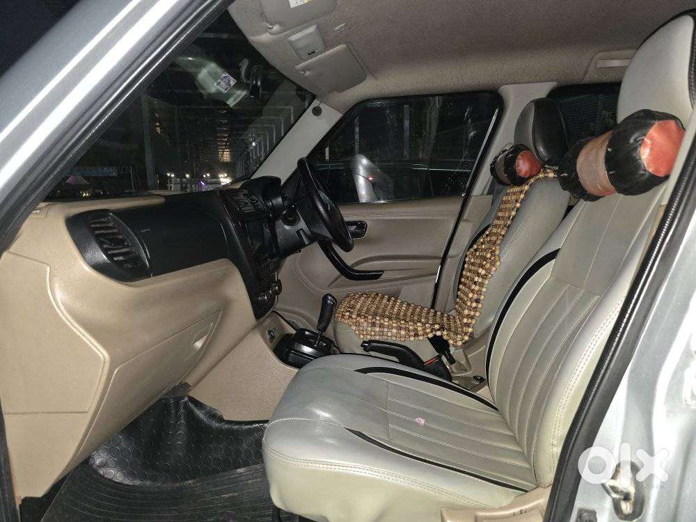 Mahindra Tuv 300 T6 Plus Amt, 2016, Diesel