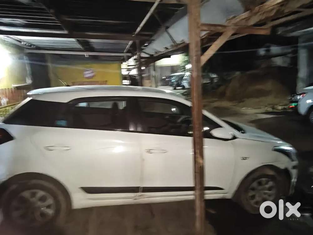 Hyundai I20 2015 Petrol 65000 Km Driven
