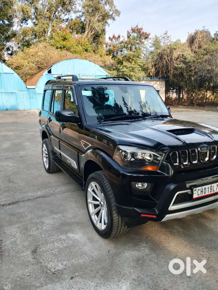 Mahindra Scorpio
