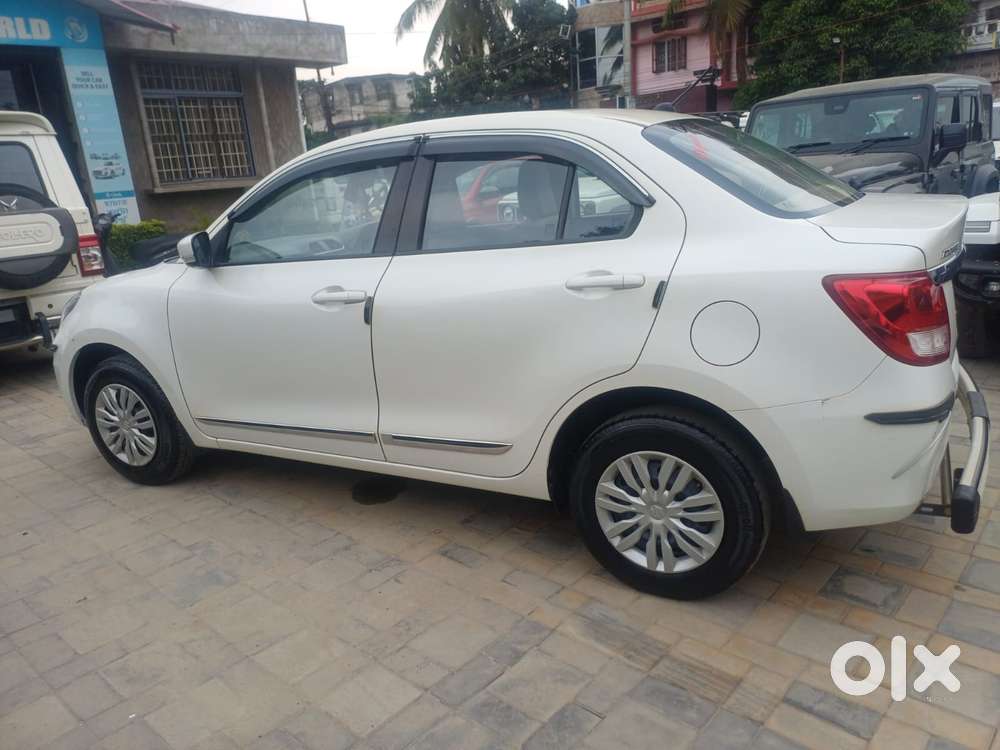 Maruti Suzuki Dzire 1.2 Vxi, 2023, Petrol