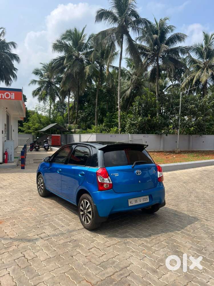 Toyota Etios Liva V 2016