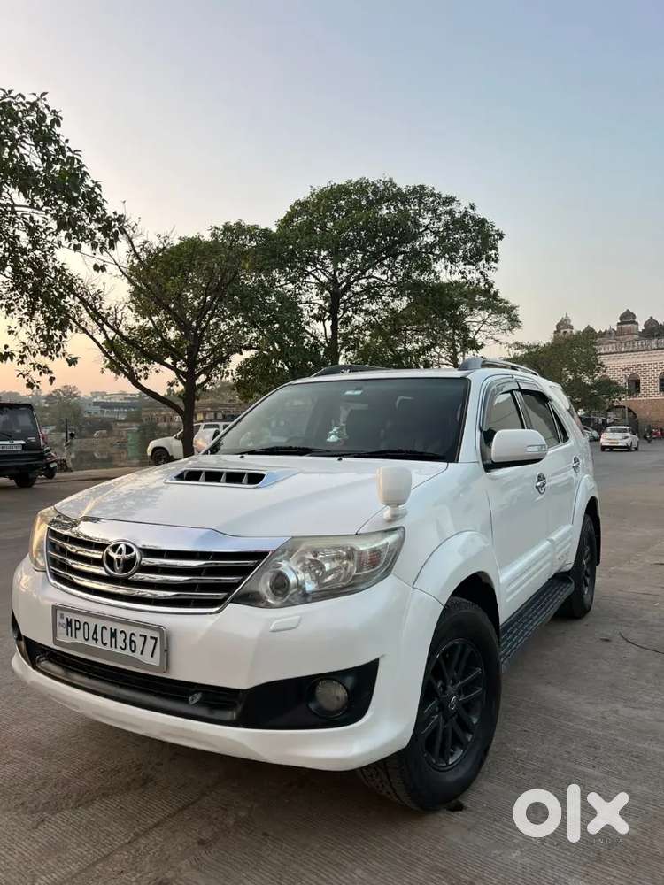 Toyota Fortuner 2014