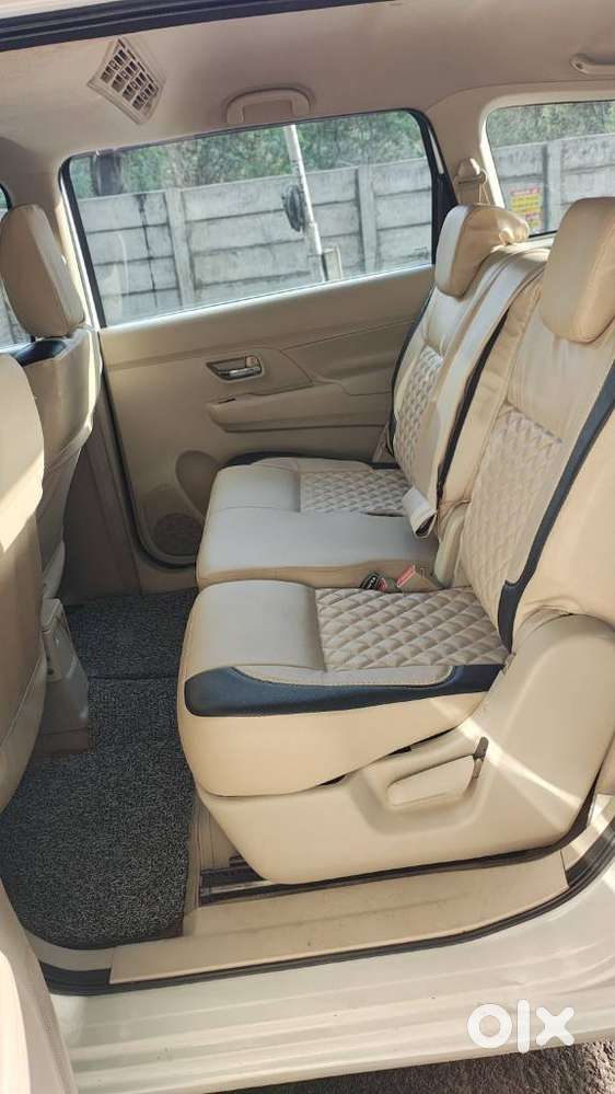 Maruti Suzuki Ertiga Vxi (o) Cng, 2022, Cng & Hybrids