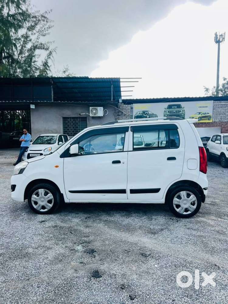 Maruti Suzuki Wagon R Vxi Amt Opt, 2018, Petrol