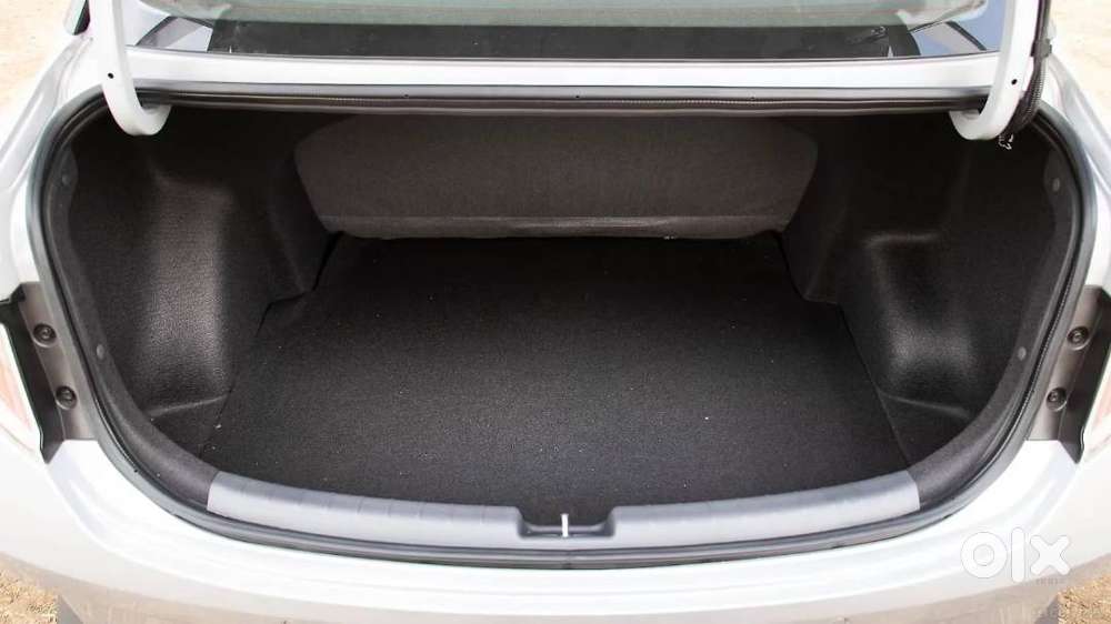 Hyundai Aura Sx 1.2 Petrol Manual (2022) – Single Owner – 17,000 K