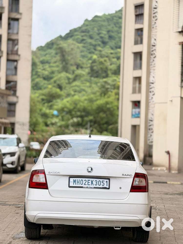 Skoda Rapid [ ] 1.6 Style Plus Mpi At, 2016, Petrol