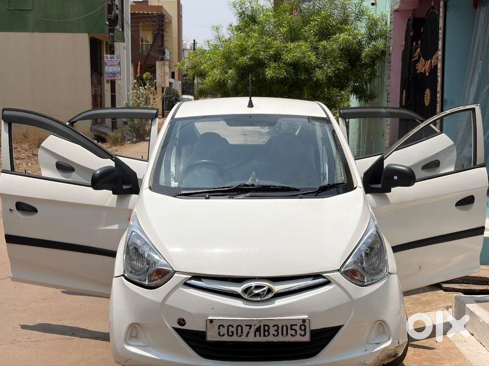 Hyundai Eon 2012 Petrol Well Maintained