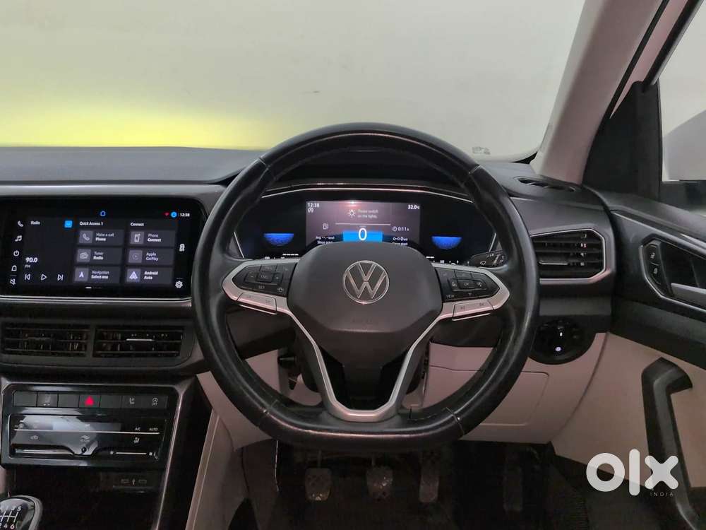 Volkswagen Taigun Topline 1.0 Tsi At (electric Seats), 2022, Petrol