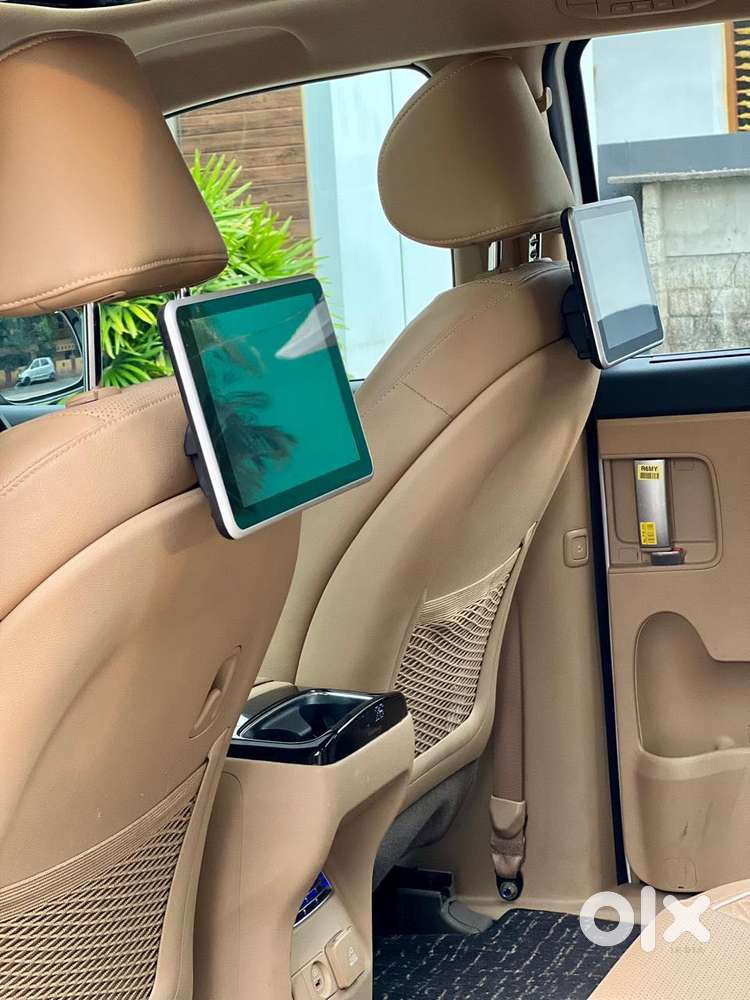 Kia Carnival Limousine Plus 7 Str, 2022, Electric