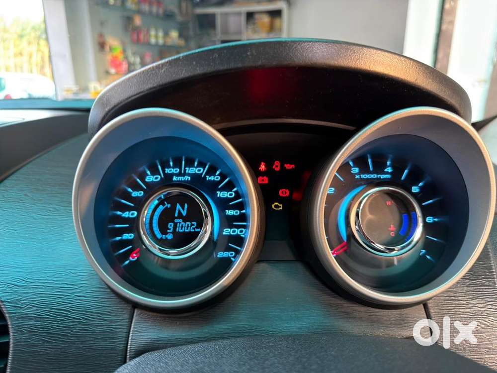 Mahindra Xuv500 2016 Diesel Well Maintained