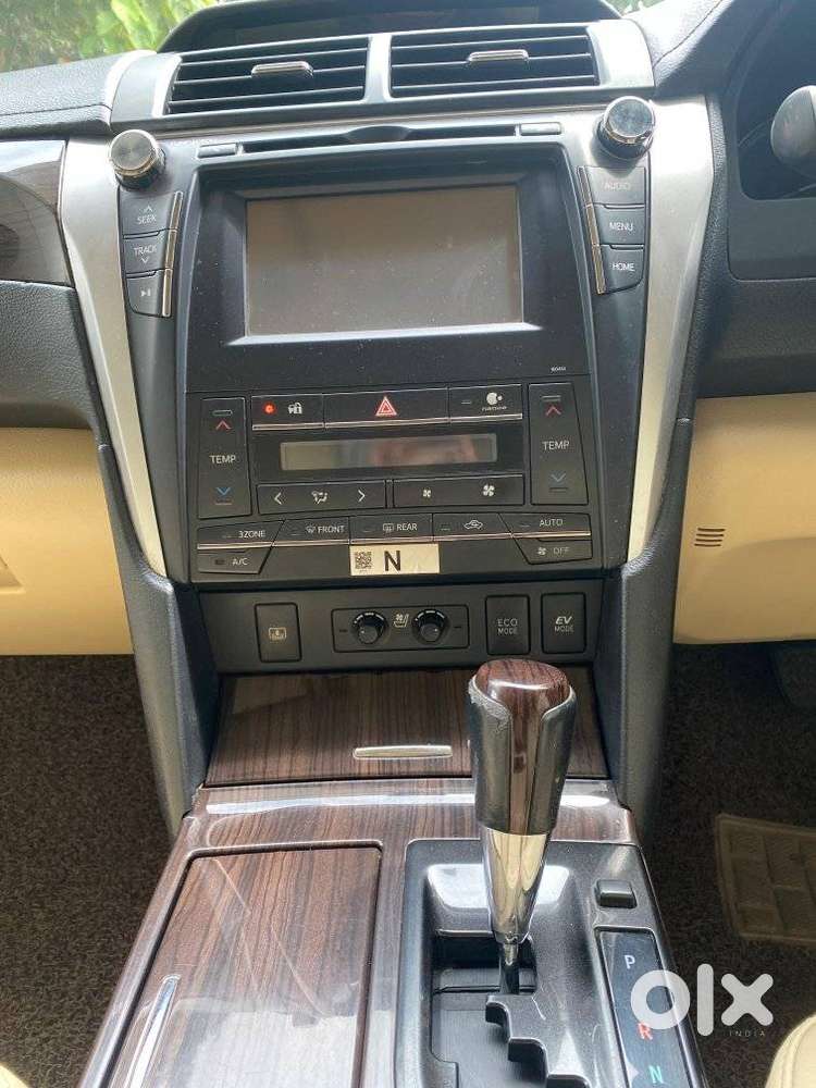 Toyota Camry 2.5 Hybrid, 2016, Petrol