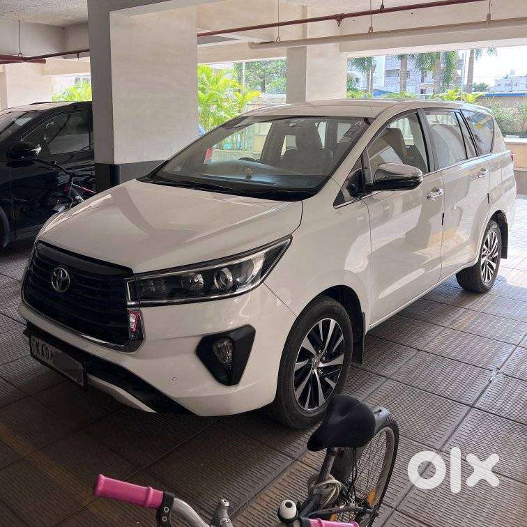 Toyota Innova Crysta Zx 2.4 Diesel 7 Seater, 2022, Diesel