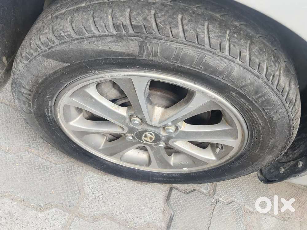 Grand I10 Asta Option Push Button Start Pure Petrol Showroom Condition