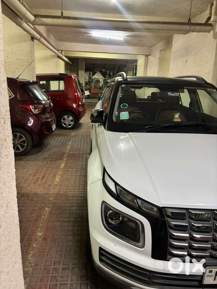 Hyundai Venue Petrol 2019