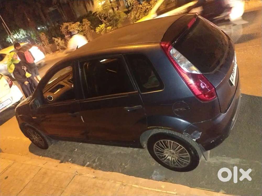 Ford Figo 2011 Petrol Well Maintained Kerala Registration