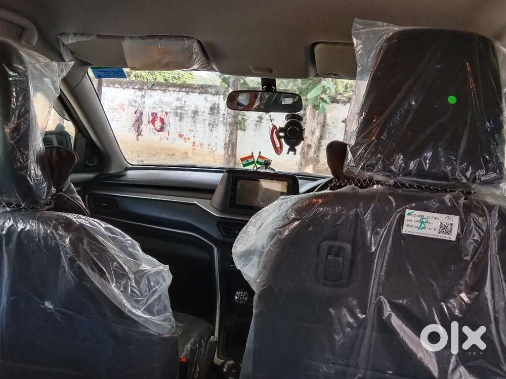 Maruti Suzuki Vitara Brezza 2024 Petrol 10740 Km Driven