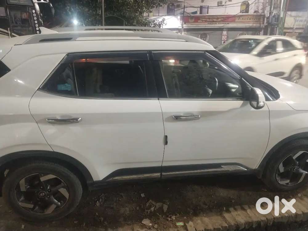 Hyundai Venue Diesel Manual 2019