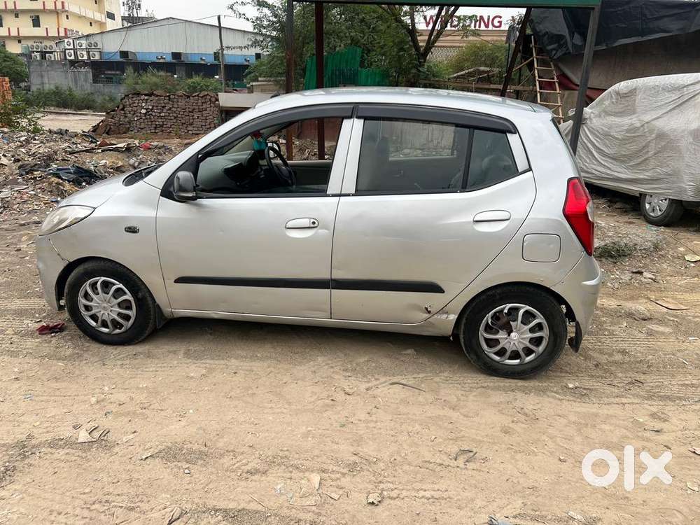 Hyundai Petrol Manual 2012