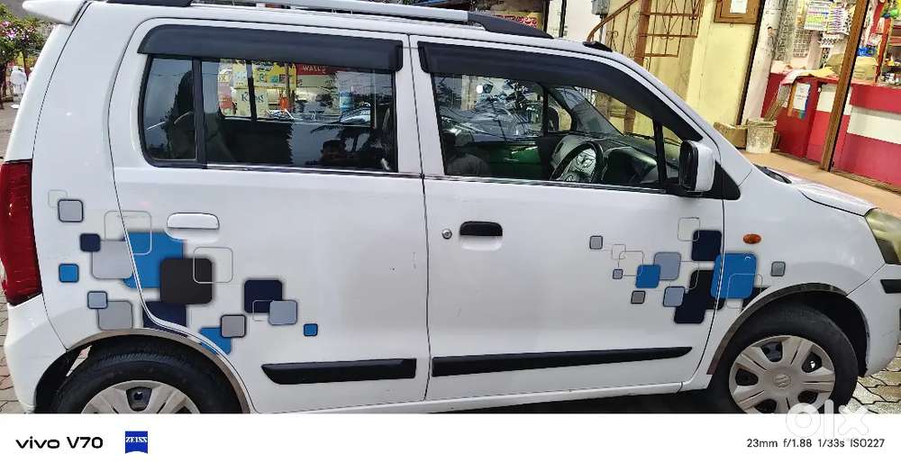 Maruti Suzuki Wagon R Vxi Petrol 2015