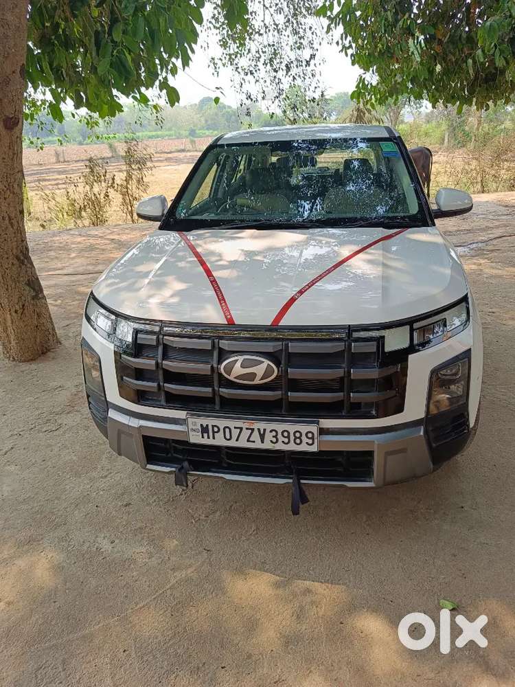 Hyundai Creta Facelift 2025 Petrol E 3000 Km Driven Very Nice Car
