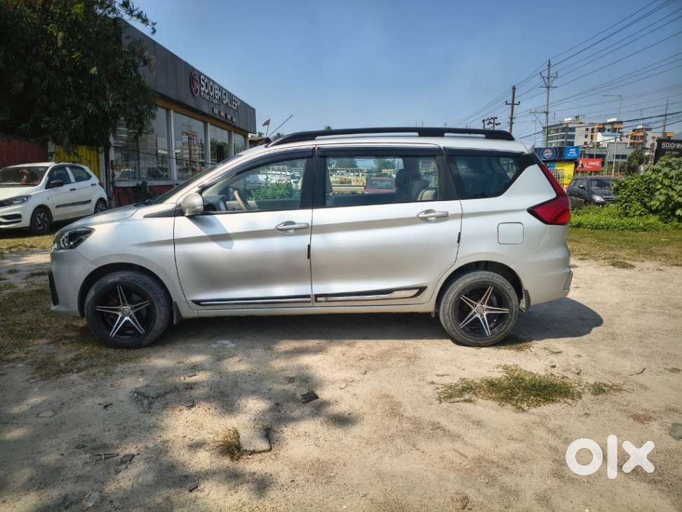 Maruti Suzuki Ertiga 1.5 Vxi, 2021, Petrol