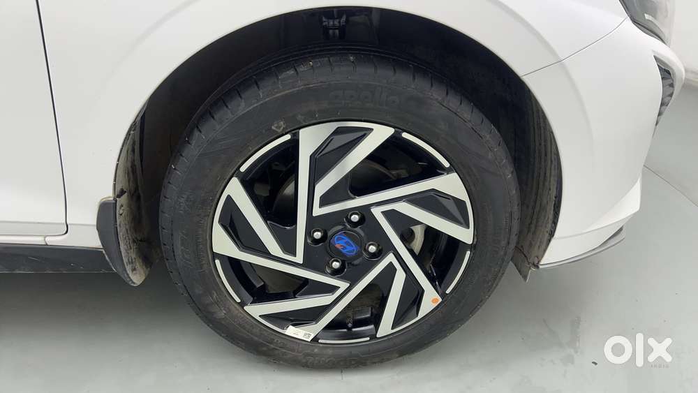 Hyundai New I20 1.2 Asta (o) Ivt, 2024, Petrol